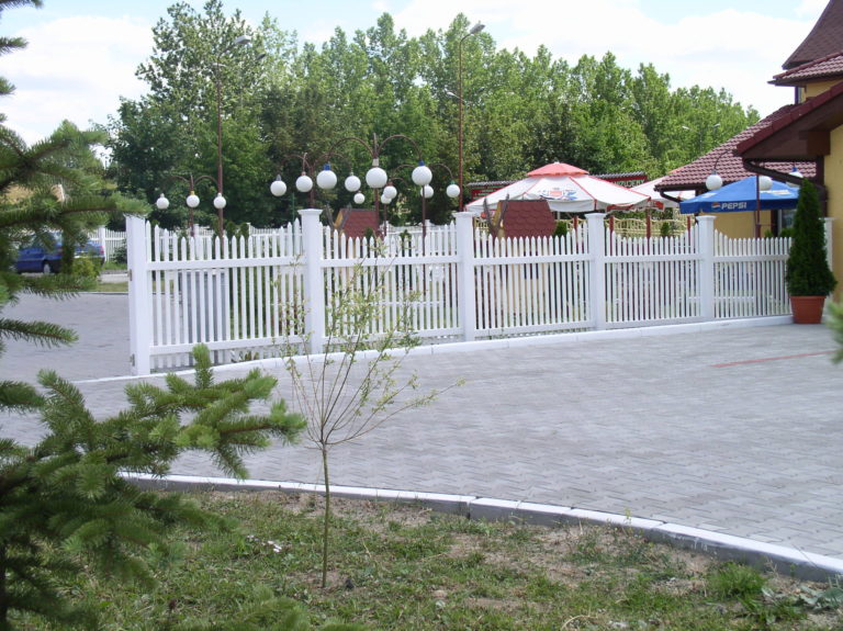 ogrodzenia posesyjne PCV